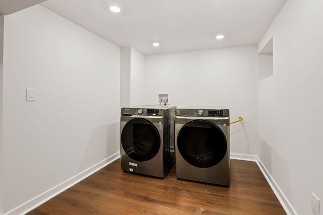 5828 N Melvina Avenue, Chicago, IL 60646