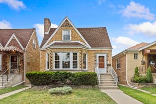 5828 N Melvina Avenue, Chicago, IL 60646