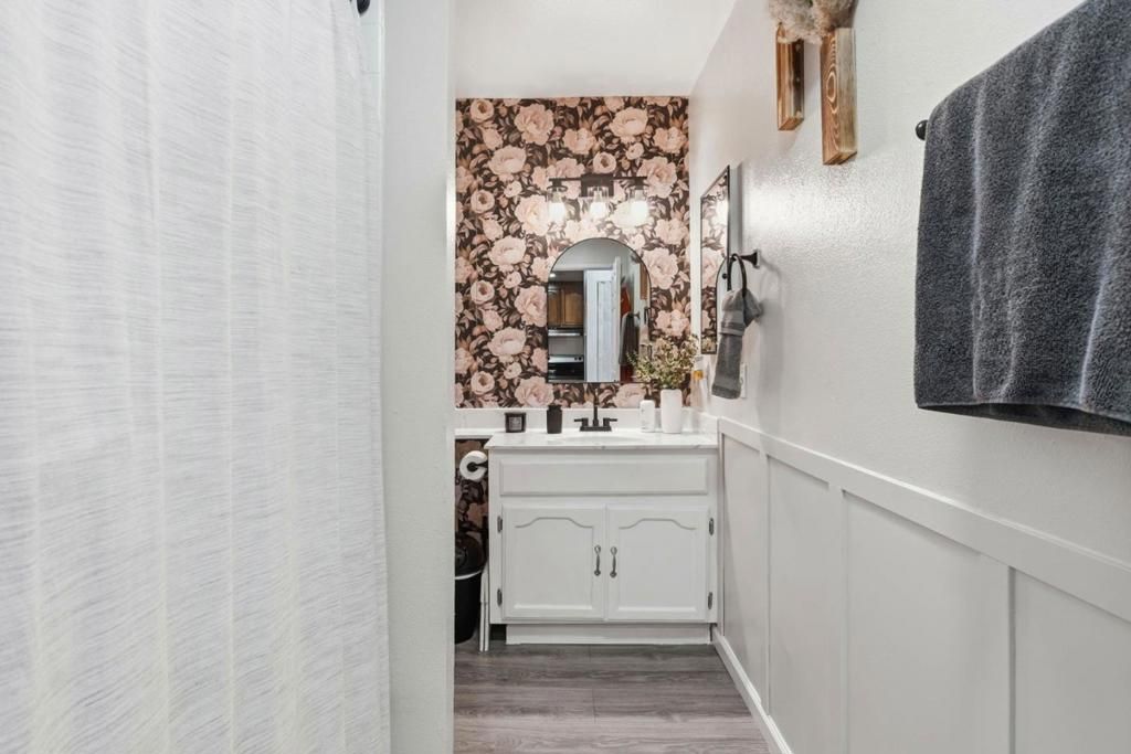 Image 16 of property listing at 1055 Padre Drive 2, Salinas, CA 93901