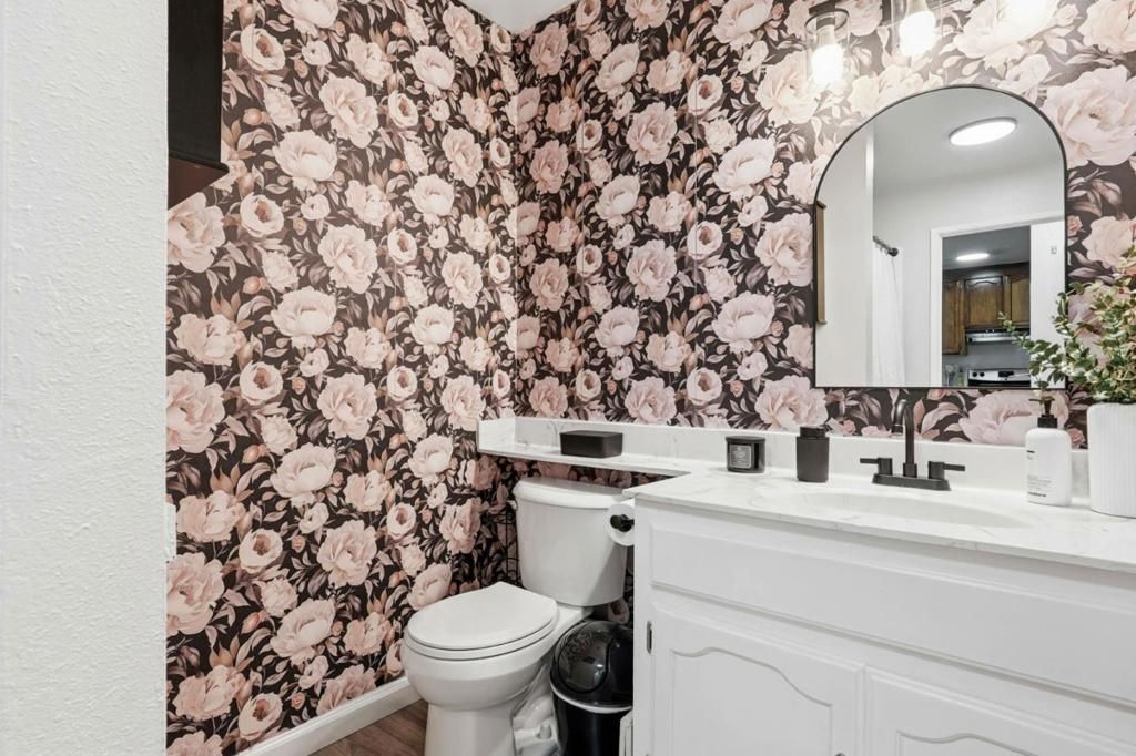 Image 17 of property listing at 1055 Padre Drive 2, Salinas, CA 93901