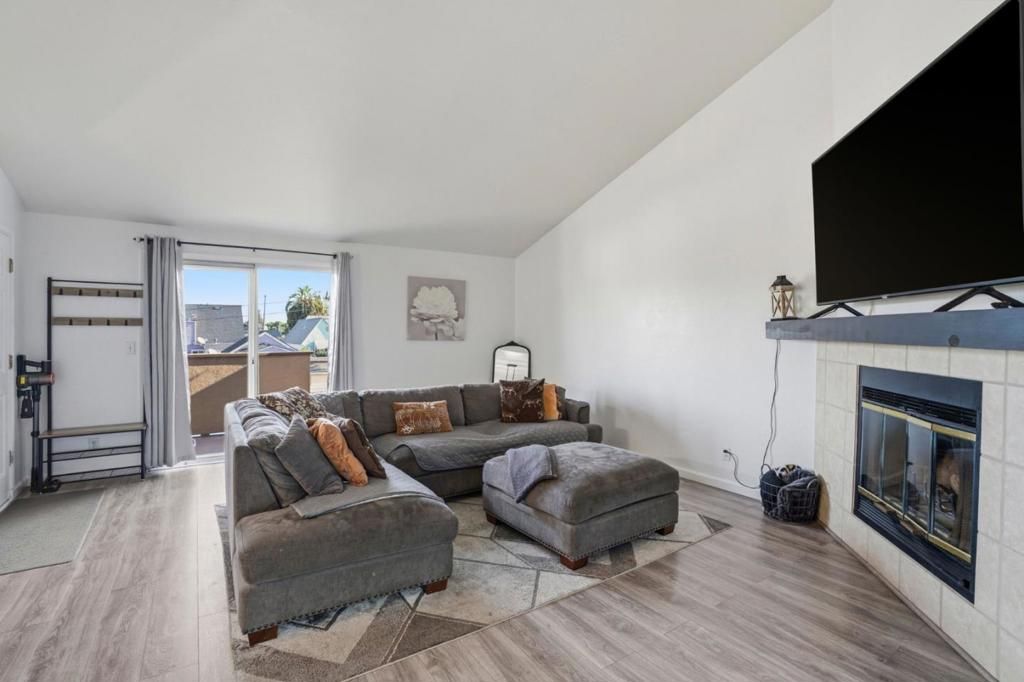 Image 30 of property listing at 1055 Padre Drive 2, Salinas, CA 93901