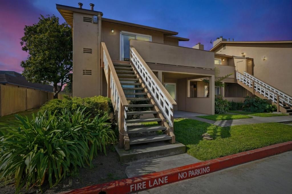 Image 48 of property listing at 1055 Padre Drive 2, Salinas, CA 93901