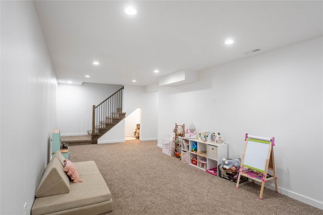 4460 90th Street, Urbandale, IA 50322