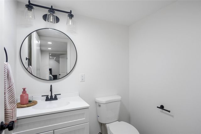 4460 90th Street, Urbandale, IA 50322