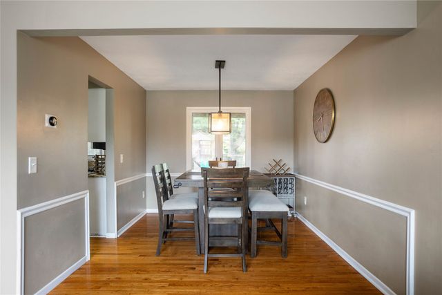 4460 90th Street, Urbandale, IA 50322