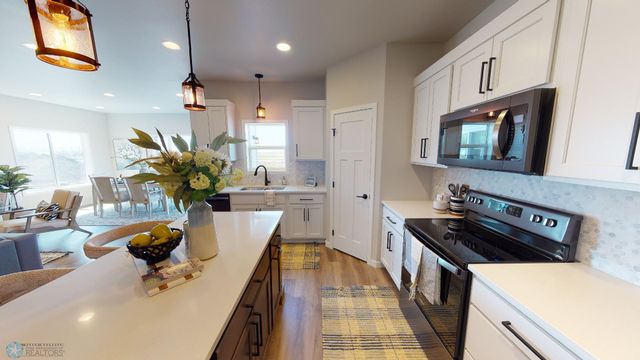 1258 Marlys Drive W, West Fargo, ND 58078