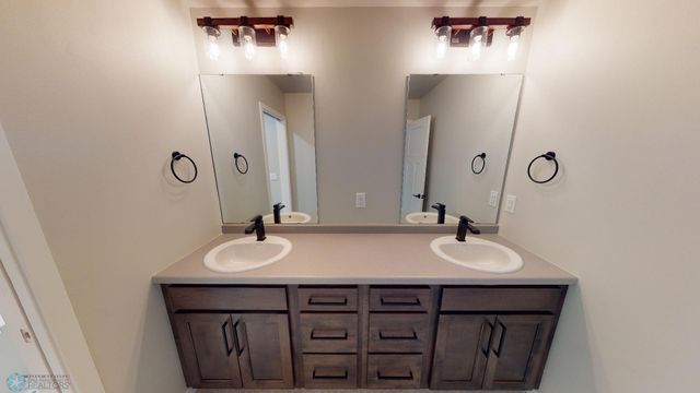 1258 Marlys Drive W, West Fargo, ND 58078