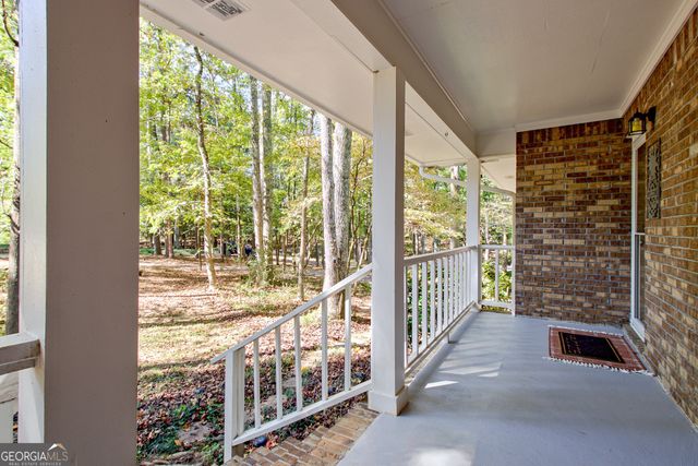 175 Grace Lane, Tyrone, GA 30290
