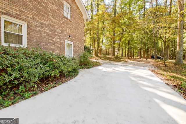 175 Grace Lane, Tyrone, GA 30290