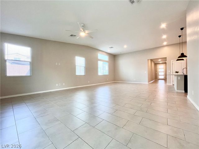 6925 Horizon Glen Court, North Las Vegas, NV 89084