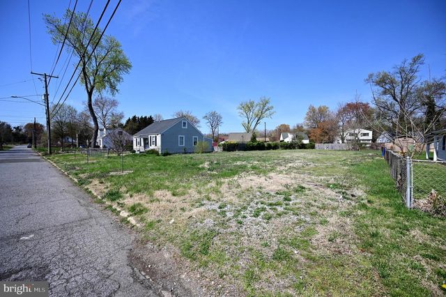 211 SENECA DR, Oxon Hill, MD 20745