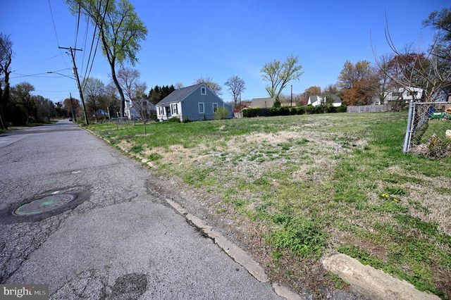 211 SENECA DR, Oxon Hill, MD 20745