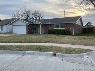 3106 S 137th East Avenue, Tulsa, OK 74134