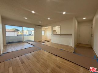 317 Delaware Road D, Burbank, CA 91504