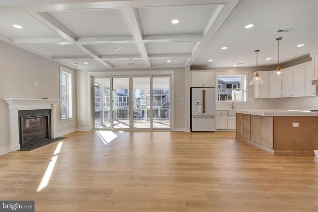 24 W ATLANTIC ST, Fenwick Island, DE 19944