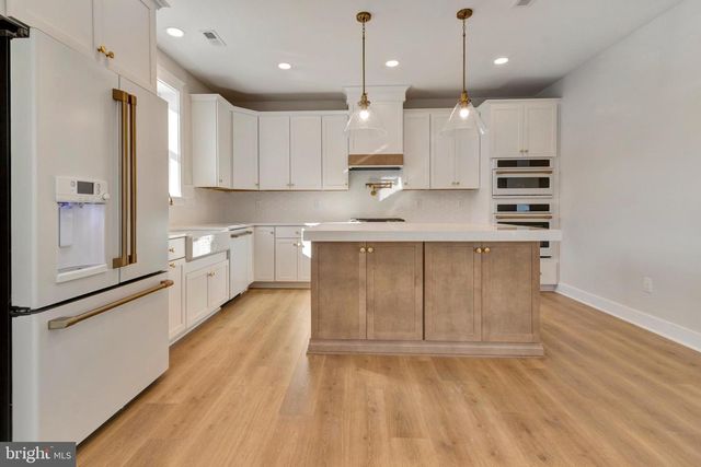 24 W ATLANTIC ST, Fenwick Island, DE 19944