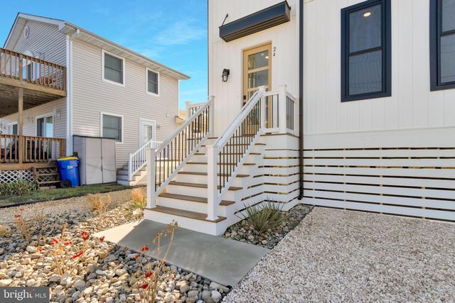 24 W ATLANTIC ST, Fenwick Island, DE 19944