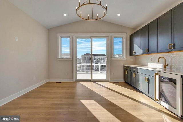 24 W ATLANTIC ST, Fenwick Island, DE 19944