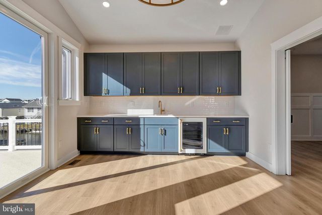 24 W ATLANTIC ST, Fenwick Island, DE 19944