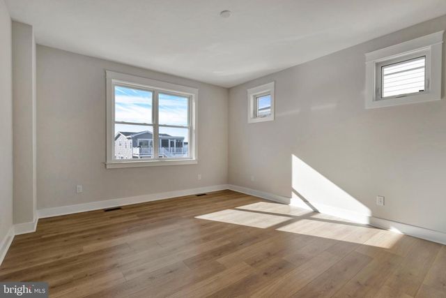 24 W ATLANTIC ST, Fenwick Island, DE 19944