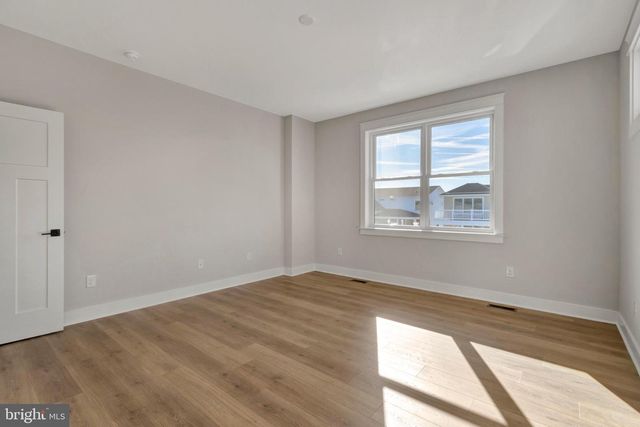 24 W ATLANTIC ST, Fenwick Island, DE 19944