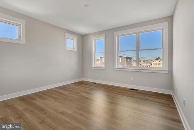 24 W ATLANTIC ST, Fenwick Island, DE 19944