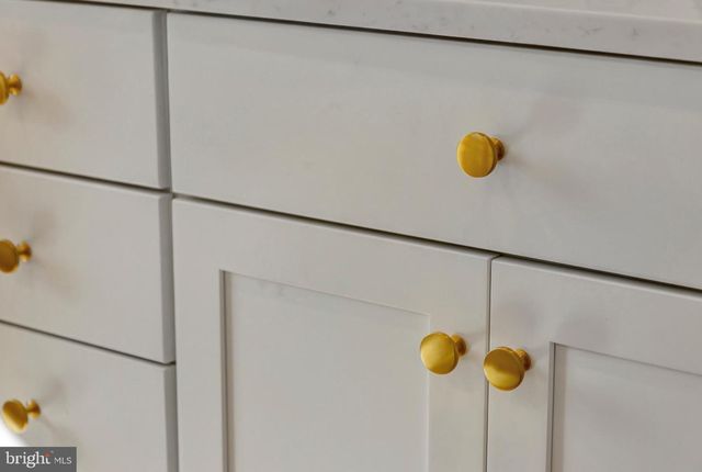 24 W ATLANTIC ST, Fenwick Island, DE 19944