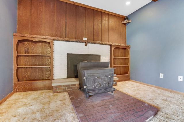 10293 Smoke Road SW, Etna, OH 43062