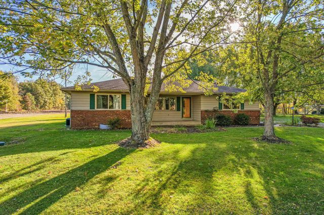 10293 Smoke Road SW, Etna, OH 43062