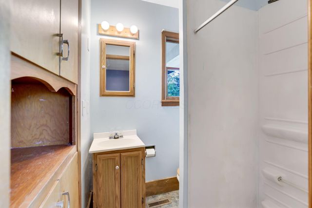 10293 Smoke Road SW, Etna, OH 43062