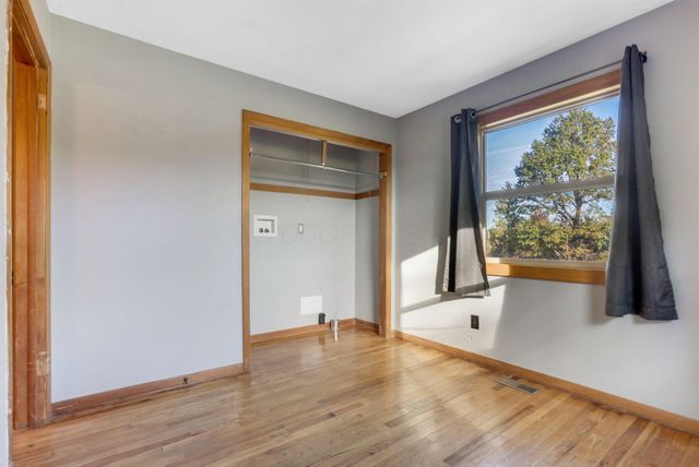 10293 Smoke Road SW, Etna, OH 43062