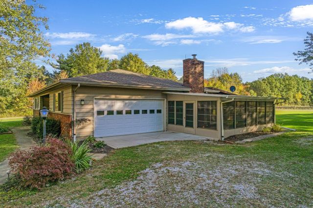 10293 Smoke Road SW, Etna, OH 43062