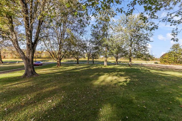 10293 Smoke Road SW, Etna, OH 43062