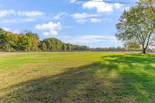 10293 Smoke Road SW, Etna, OH 43062