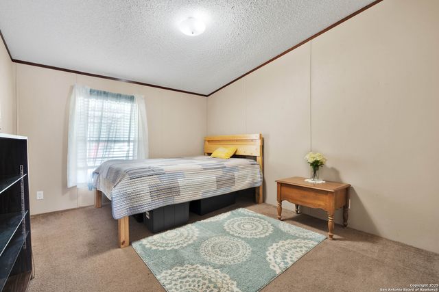 7176 Burshard Rd, San Antonio, TX 78263