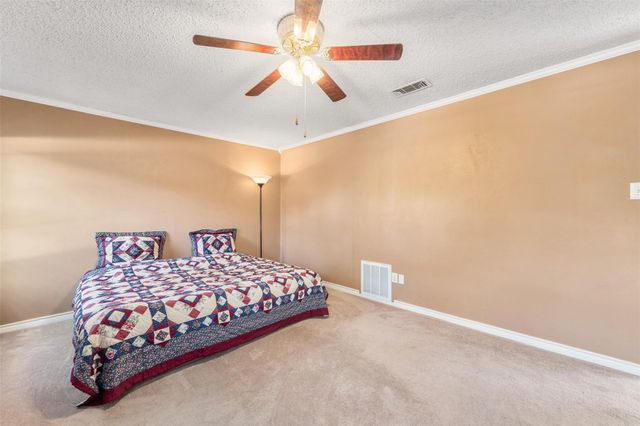 5714 Cherrywood Lane, Arlington, TX 76016