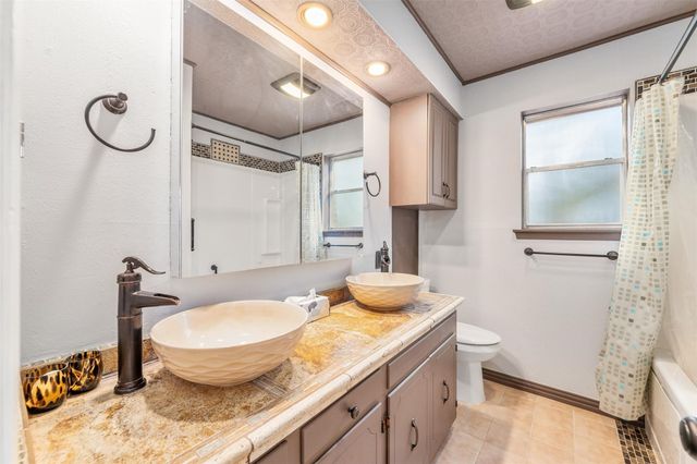 5714 Cherrywood Lane, Arlington, TX 76016