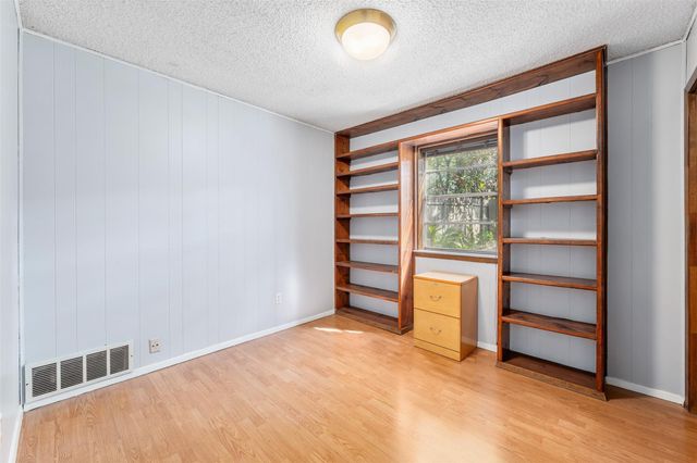 5714 Cherrywood Lane, Arlington, TX 76016