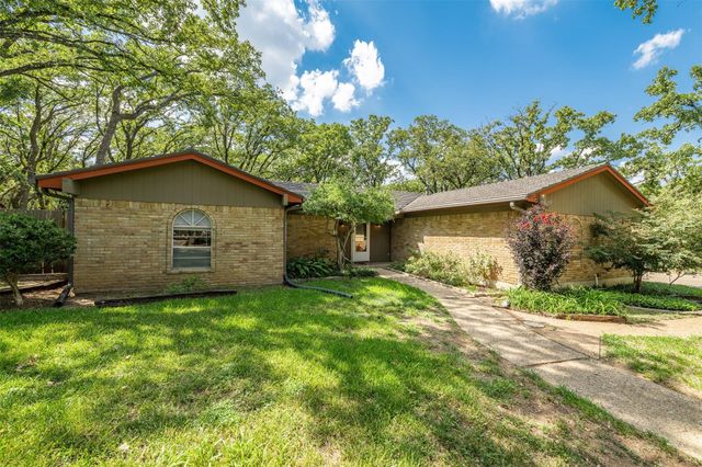 5714 Cherrywood Lane, Arlington, TX 76016