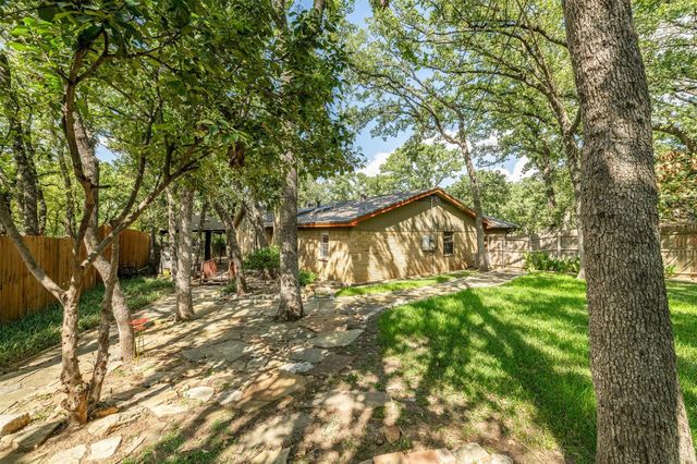 5714 Cherrywood Lane, Arlington, TX 76016
