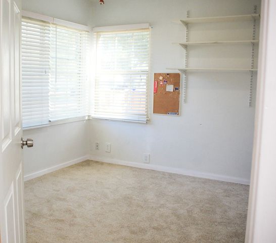 3218 Emmett Street, Dallas, TX 75211