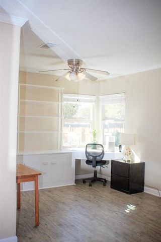 3218 Emmett Street, Dallas, TX 75211