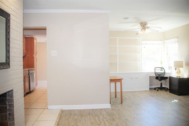 3218 Emmett Street, Dallas, TX 75211