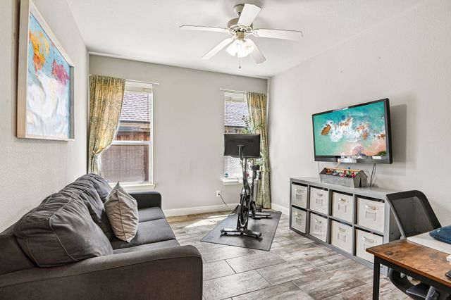 4664 Whispering Lake Drive, Frisco, TX 75036