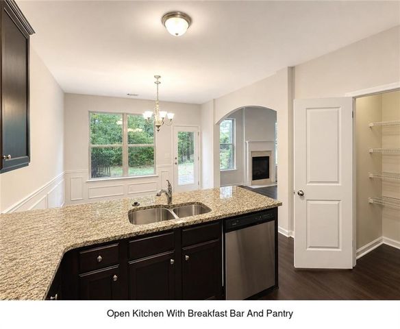 3432 Castleberry Village Circle, Cumming, GA 30040