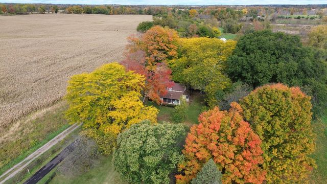 13228 Dutch Settlement Road, Marcellus, MI 49067