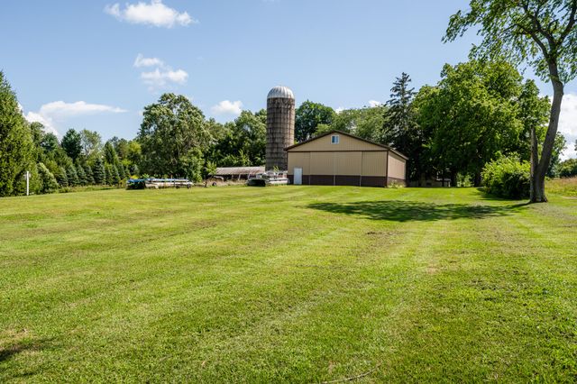 13228 Dutch Settlement Road, Marcellus, MI 49067