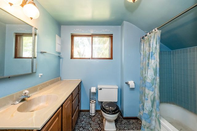 13228 Dutch Settlement Road, Marcellus, MI 49067