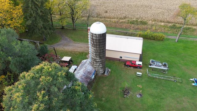 13228 Dutch Settlement Road, Marcellus, MI 49067