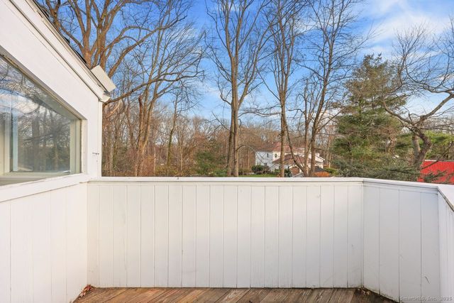 38 Chester Road, Easton, CT 06612